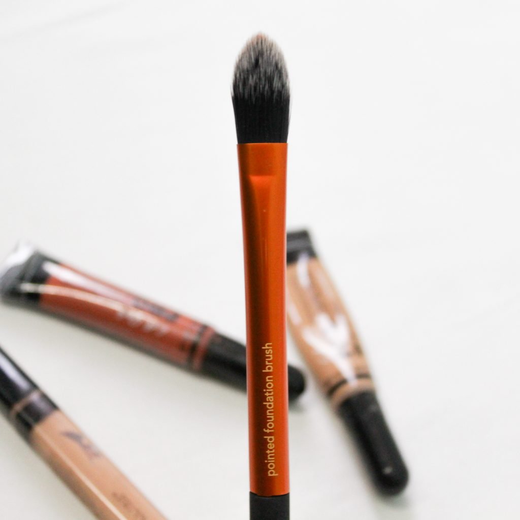 Real Techniques Pointed Foundation Brush
