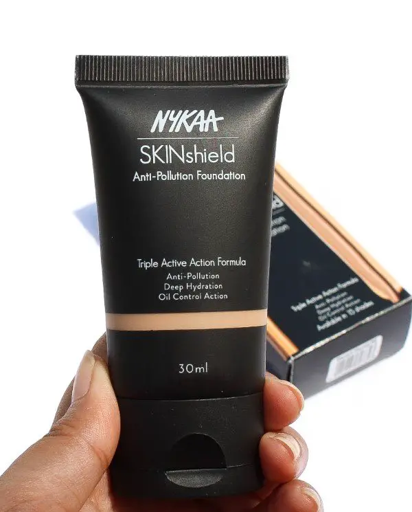 Nykaa skinshield anti pollution foundation review