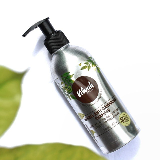 Review of Vilvah Herbal Anti Dandruff Shampoo
